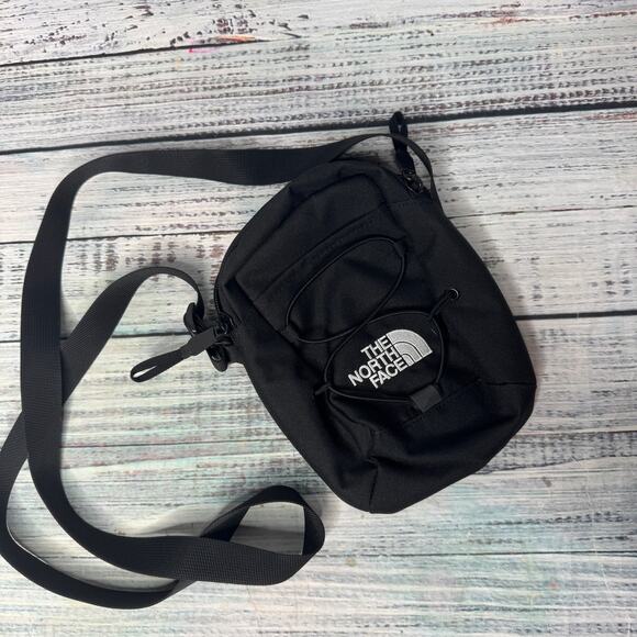 The North Face Jester Crossbody Bag Black Small Messenger Sling Unisex - Picture 3 of 5
